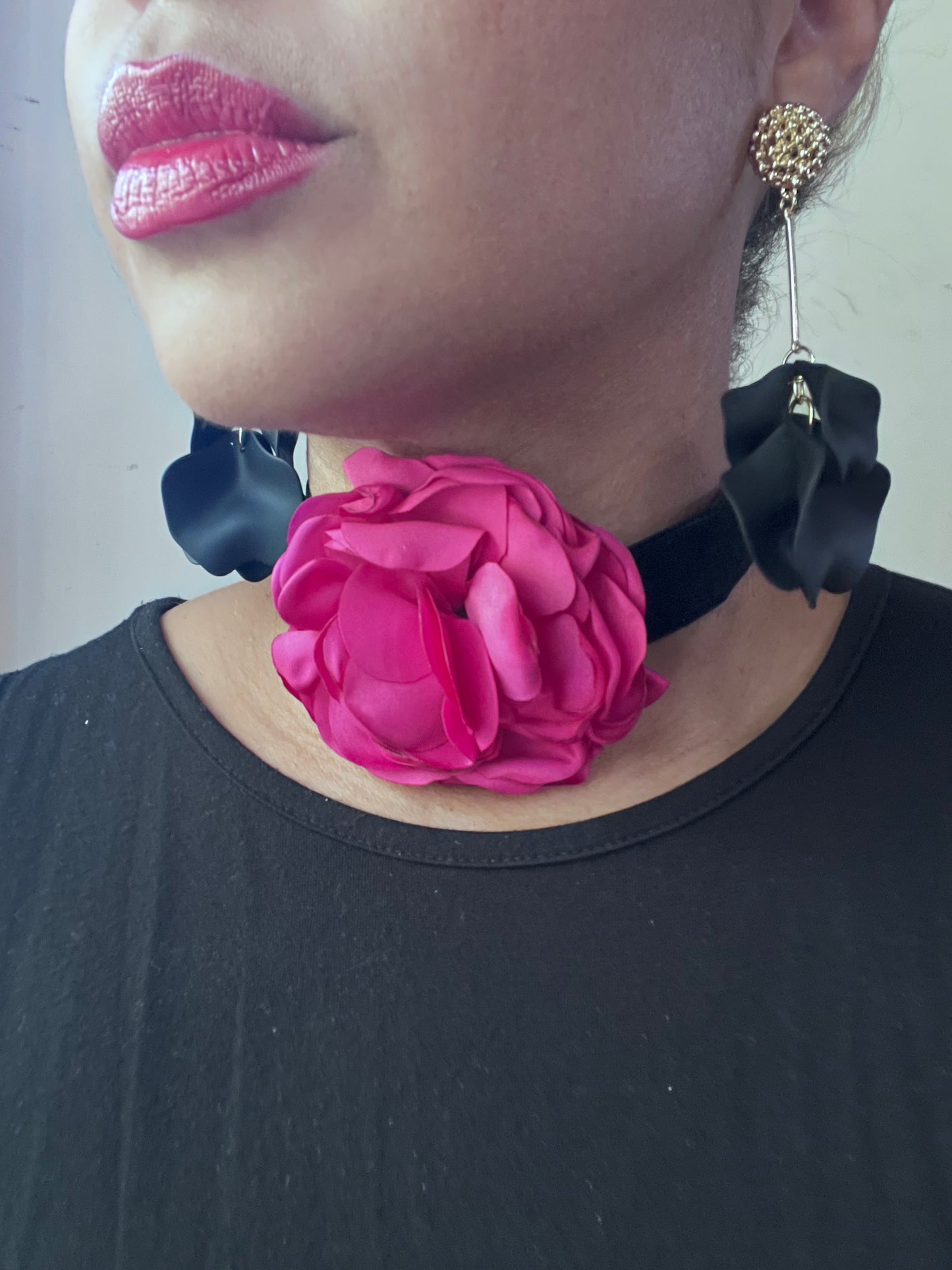 Velvet Flower Choker