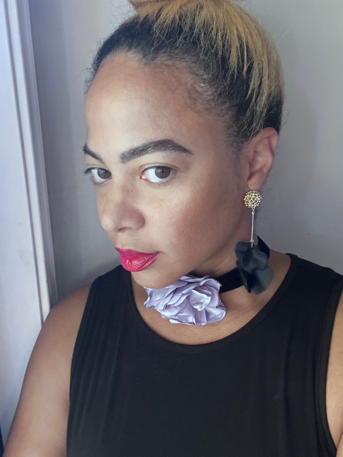 Velvet Flower Choker