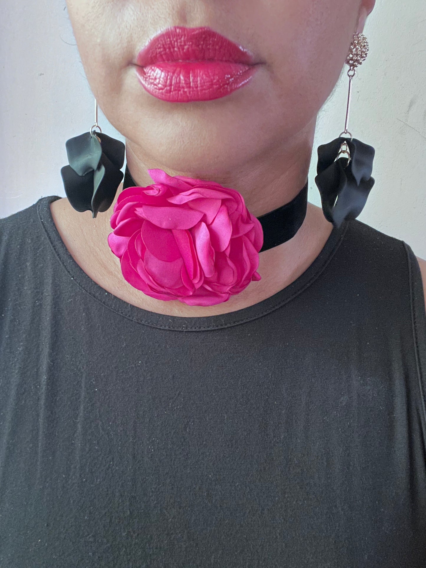 Velvet Flower Choker